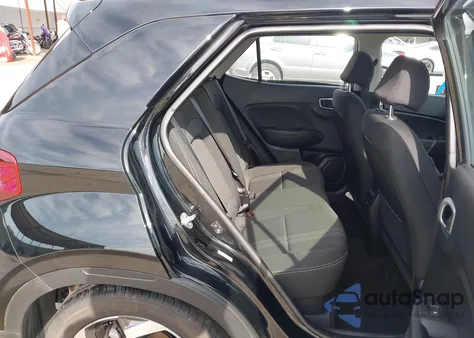 2024 Hyundai Venue Sel z USA, uszkodzony, nr VIN KMHRC8A31RU291597